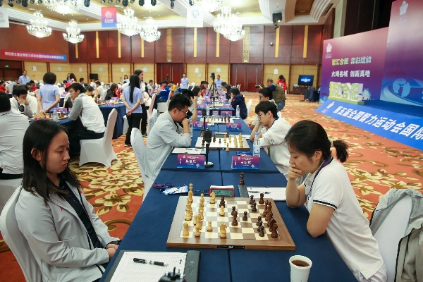 国际象棋比赛的完整曰程记录-第3张图片-www.211178.com_果博福布斯